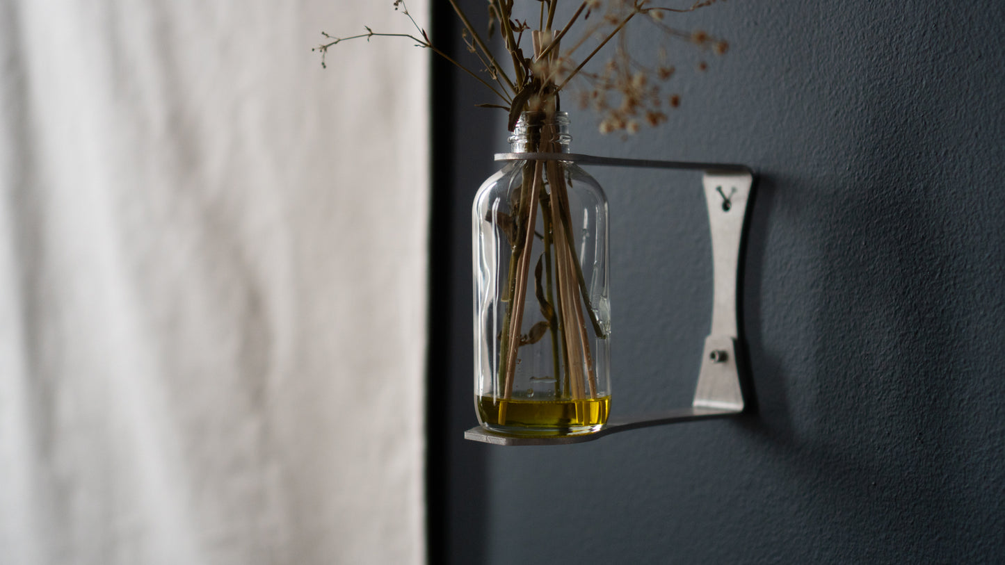 Wall-Mounted Dried Flower Vase & Reed Diffuser